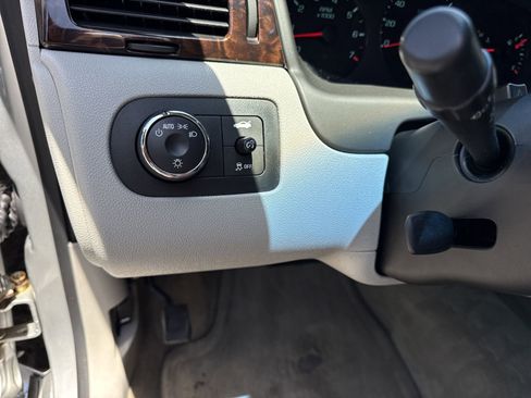 Used 2012 Chevrolet Impala LS FWD image 14
