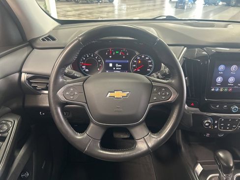 Used 2021 Chevrolet Traverse LT w/ LT Premium Package image 15