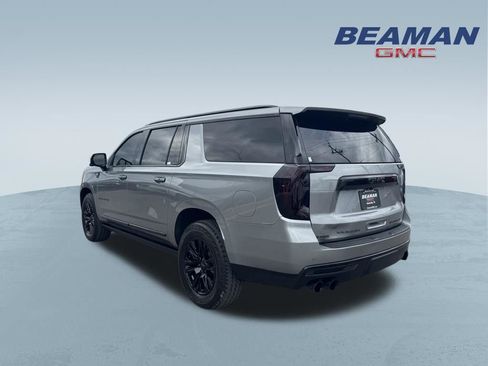 Used 2023 GMC Yukon XL Denali image 5
