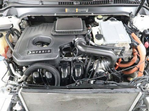 Used 2014 Lincoln MKZ Hybrid w/ Equipment Group 202A Reserve FWD image 20