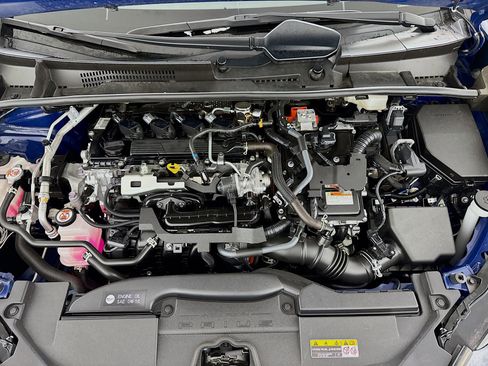 Used 2023 Toyota Prius LE image 11