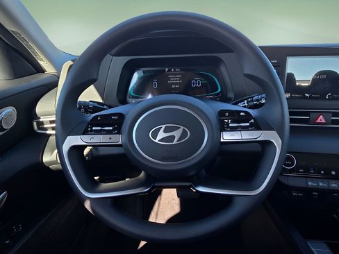 New 2026 Hyundai Elantra Blue image 28