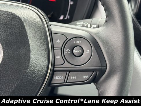 Used 2026 Toyota Corolla SE image 7