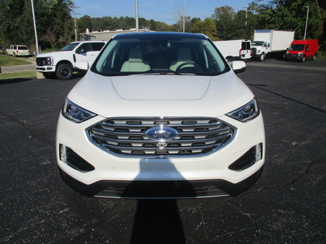 Certified 2024 Ford Edge Titanium w/ Equipment Group 301A AWD/4WD image 5