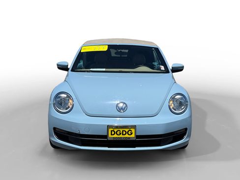 Used 2013 Volkswagen Beetle 2.5 FWD image 8