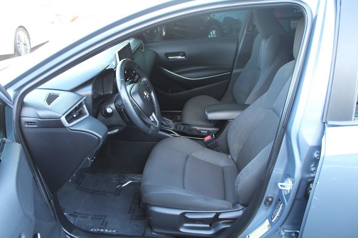 Used 2020 Toyota Corolla SE w/ Carpet Mat Package (TMS) FWD image 19