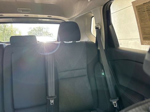 Used 2025 Nissan Rogue SV AWD/4WD image 38