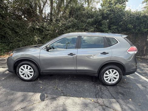 Used 2016 Nissan Rogue S AWD/4WD image 8