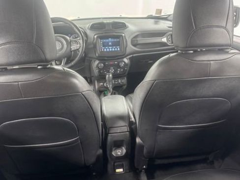 Used 2020 Jeep Renegade Limited AWD/4WD image 17