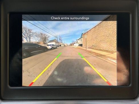 Used 2018 Dodge Challenger SXT RWD image 34