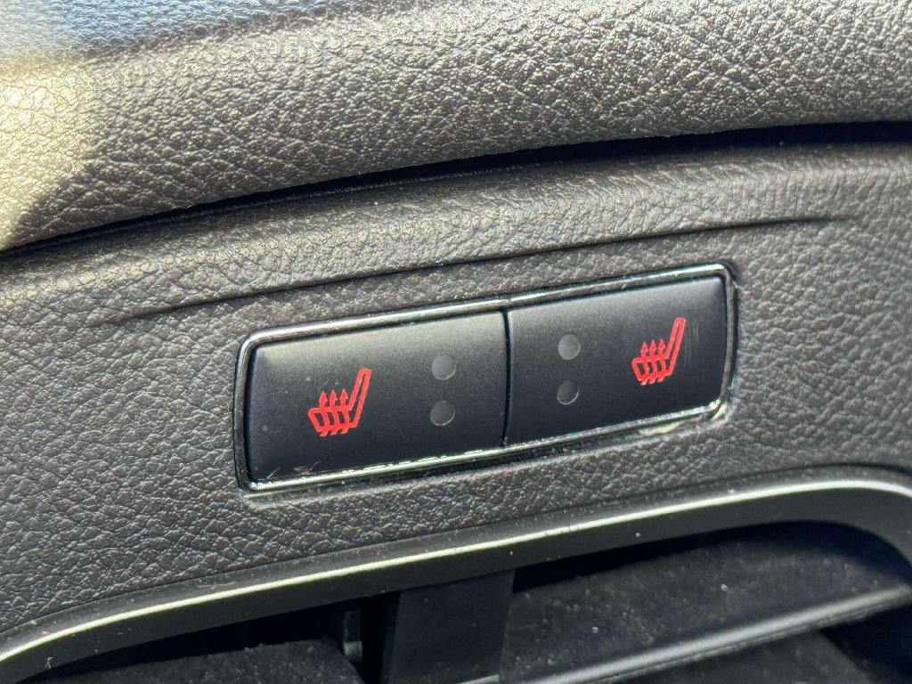 Used 2014 Lincoln MKZ FWD image 12