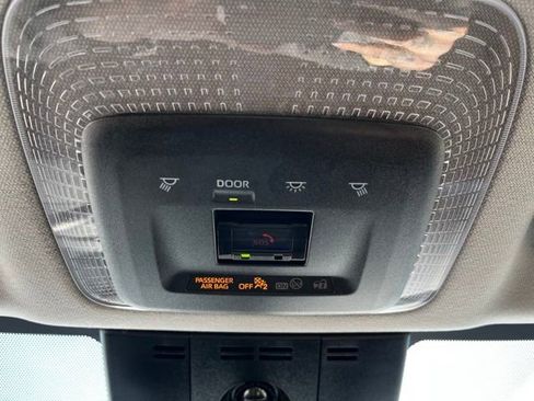 Used 2025 Toyota Prius LE image 25