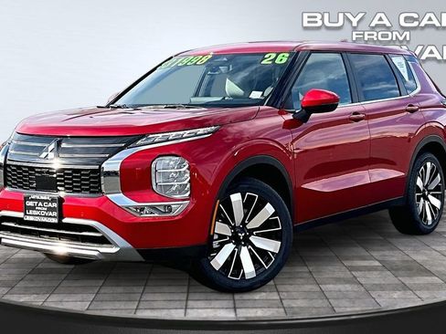 New 2026 Mitsubishi Outlander SE AWD/4WD image 2