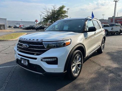 Certified 2023 Ford Explorer XLT w/ Equipment Group 202A RWD image 3