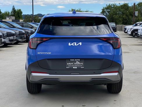 New 2026 Kia Sportage EX FWD image 5