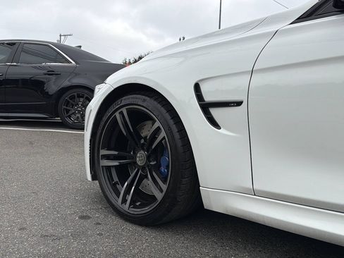 Used 2015 BMW M3 RWD image 3