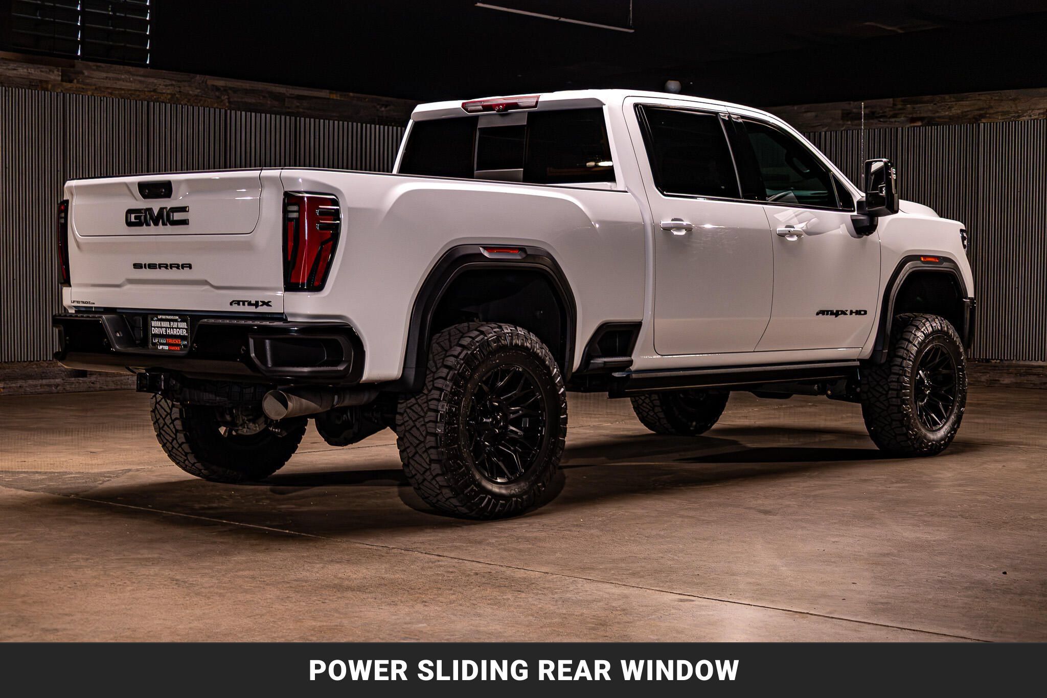 Used 2024 GMC Sierra 2500 AT4X AWD/4WD image 9