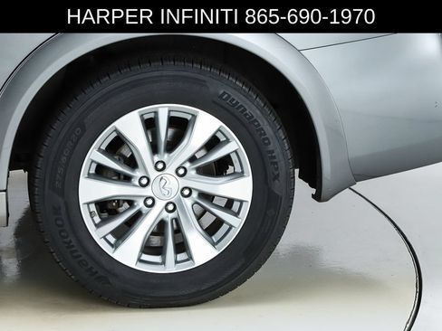 Used 2017 INFINITI QX80 4WD w/ Driver Assistance Package image 7