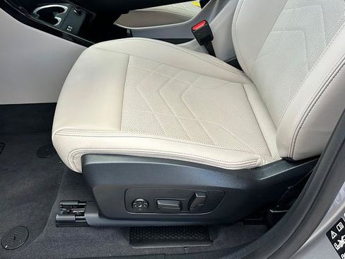 Used 2025 BMW X1 xDrive28i w/ Premium Package AWD/4WD image 14