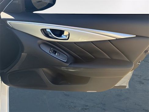 Used 2020 INFINITI Q50 Luxe w/ Essential Package (3.0T Luxe) image 14