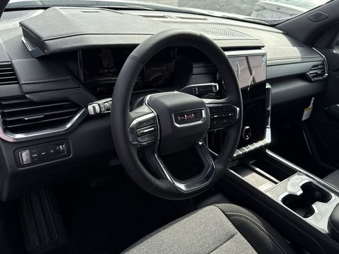 New 2026 GMC Acadia Elevation image 16