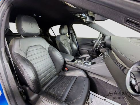 Used 2023 Alfa Romeo Giulia Quadrifoglio w/ Active Assist Plus Package image 33