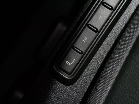 Certified 2024 Volkswagen ID.4 S RWD image 29