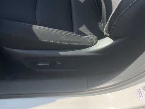 Used 2025 Nissan Altima 2.5 SV FWD image 26