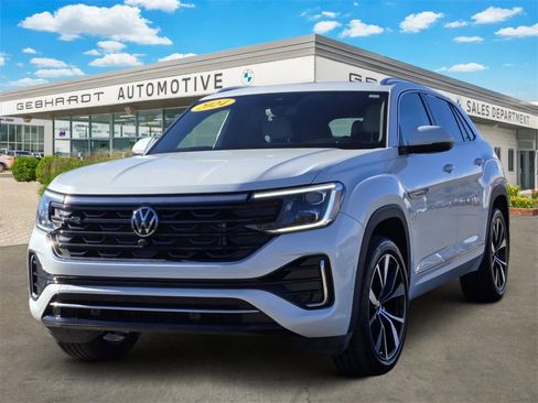 Used 2024 Volkswagen Atlas Cross Sport SEL Premium R-Line image 3