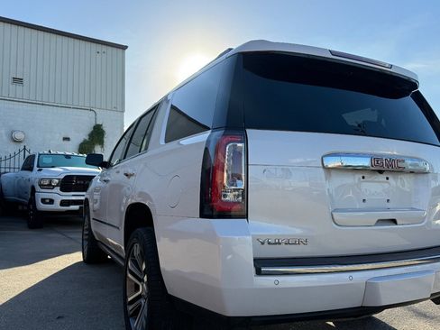 Used 2019 GMC Yukon Denali w/ Denali Ultimate Package image 6