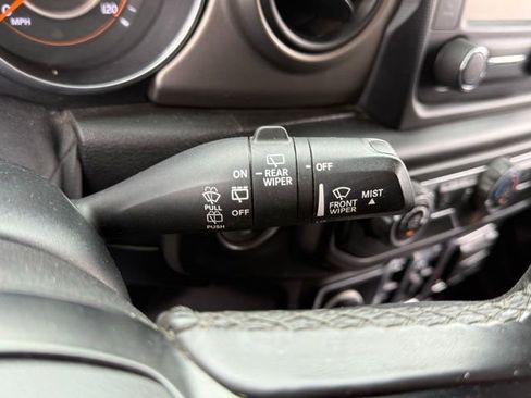 Used 2020 Jeep Wrangler Unlimited Sport S AWD/4WD image 19