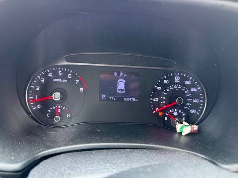 Used 2020 Kia Soul LX FWD image 11