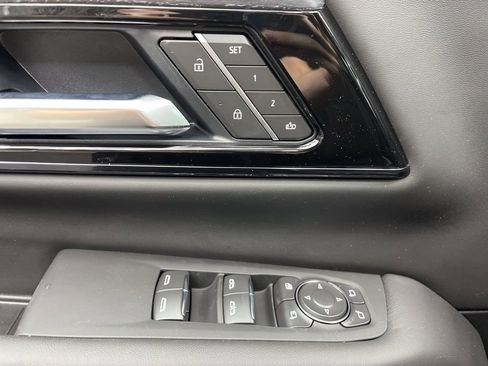 New 2026 GMC Yukon AT4 Ultimate image 9