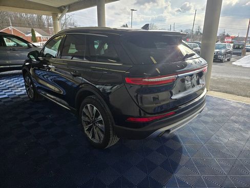 Used 2022 Lincoln Corsair Reserve w/ Equipment Group 201A image 4