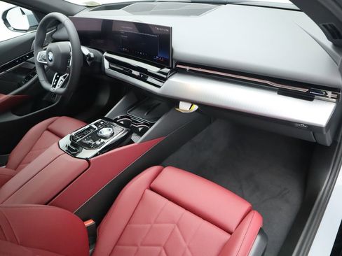 New 2026 BMW 530i w/ M Sport Package image 18