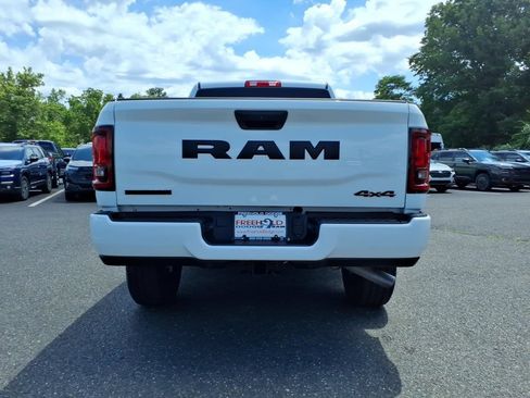 Used 2025 RAM 2500 Big Horn AWD/4WD image 18