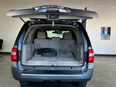 Used 2010 Ford Expedition EL XLT AWD/4WD image 10