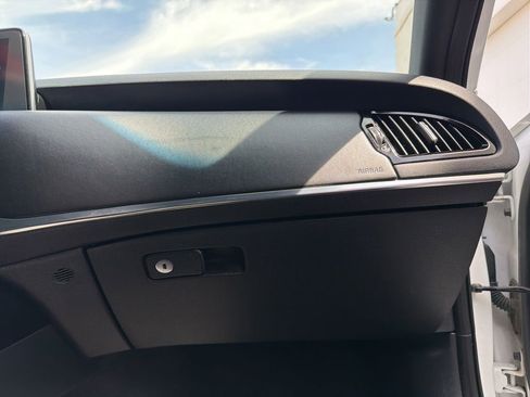 Used 2019 Kia Stinger GT2 image 22