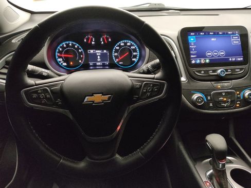 Used 2023 Chevrolet Malibu RS FWD image 22