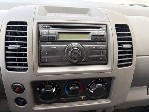 Used 2013 Nissan Frontier S RWD image 15