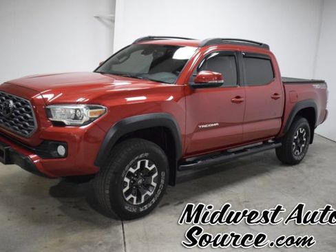 Used 2021 Toyota Tacoma TRD Off-Road w/ Technology Package image 1