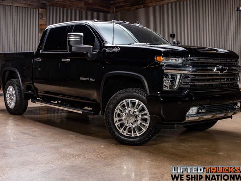 Used 2021 Chevrolet Silverado 2500 High Country image 1