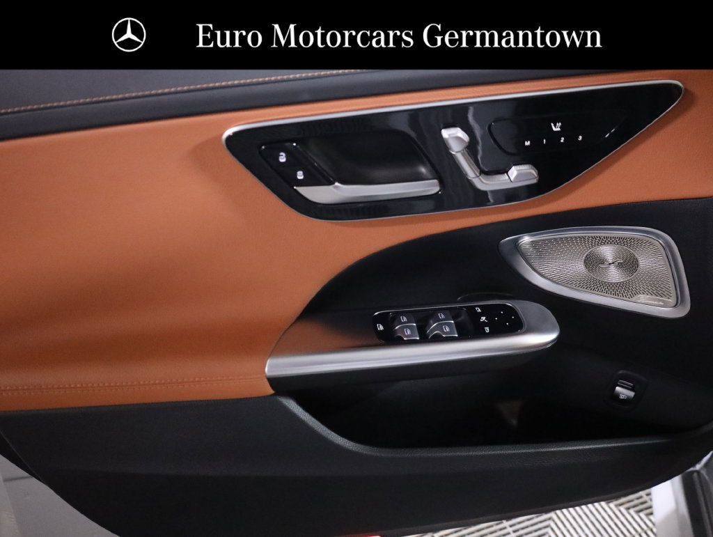 Used 2026 Mercedes-Benz C 300 4MATIC Sedan image 8