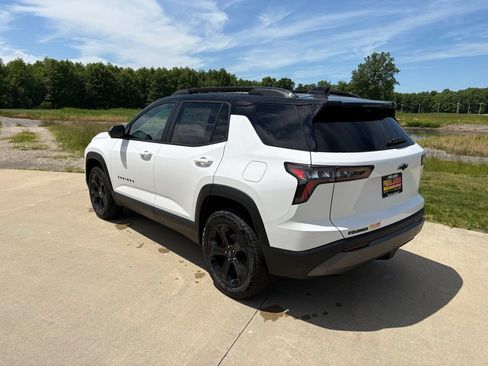 New 2026 Chevrolet Equinox LT w/ Convenience Package II FWD image 7