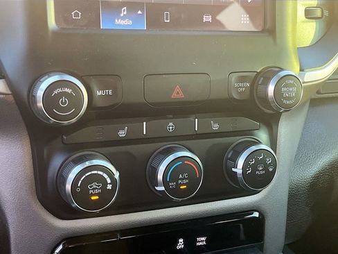Used 2023 RAM 1500 Big Horn RWD image 15