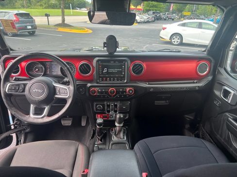 Used 2019 Jeep Wrangler Unlimited Rubicon AWD/4WD image 15