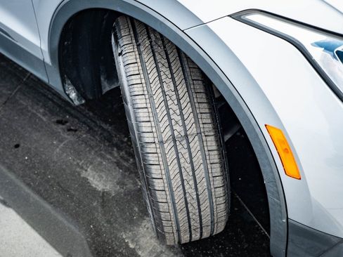 Used 2022 Volkswagen Tiguan S image 40