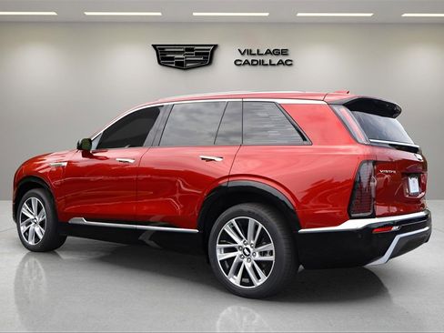 New 2026 Cadillac Vistiq Luxury image 3