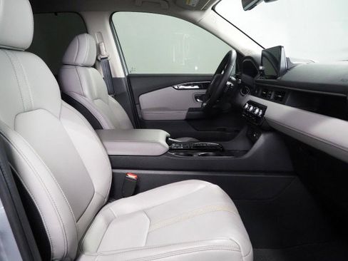 Used 2023 Honda Pilot EX-L image 14