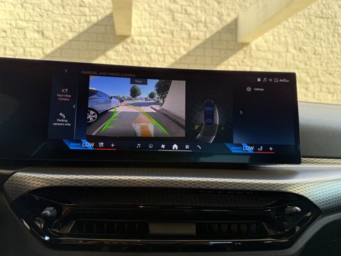 Used 2025 BMW 330i Sedan w/ Convenience Package image 32